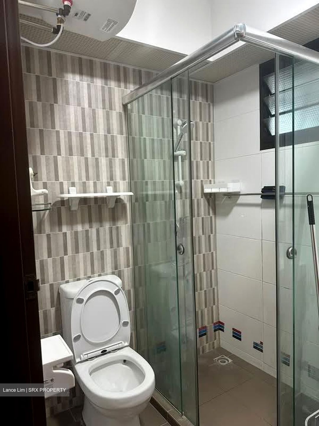 Tampines North Drive 1 (Tampines), Multi Generation #603216981